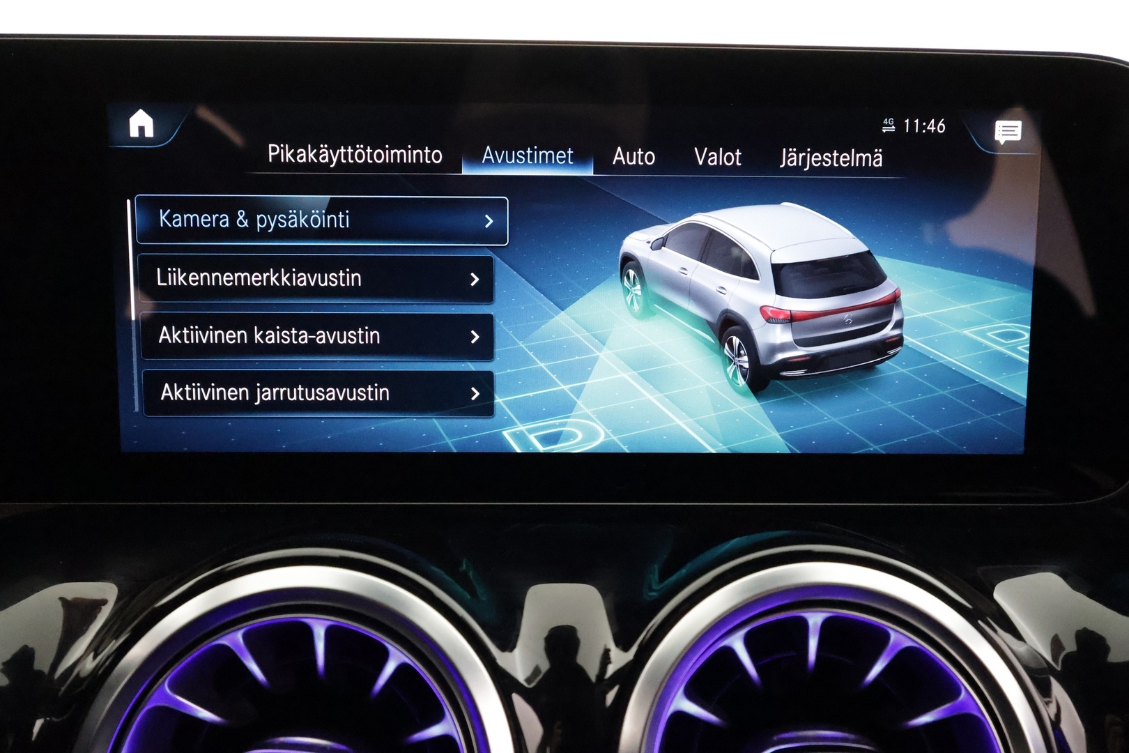 MERCEDES-BENZ EQA 2023