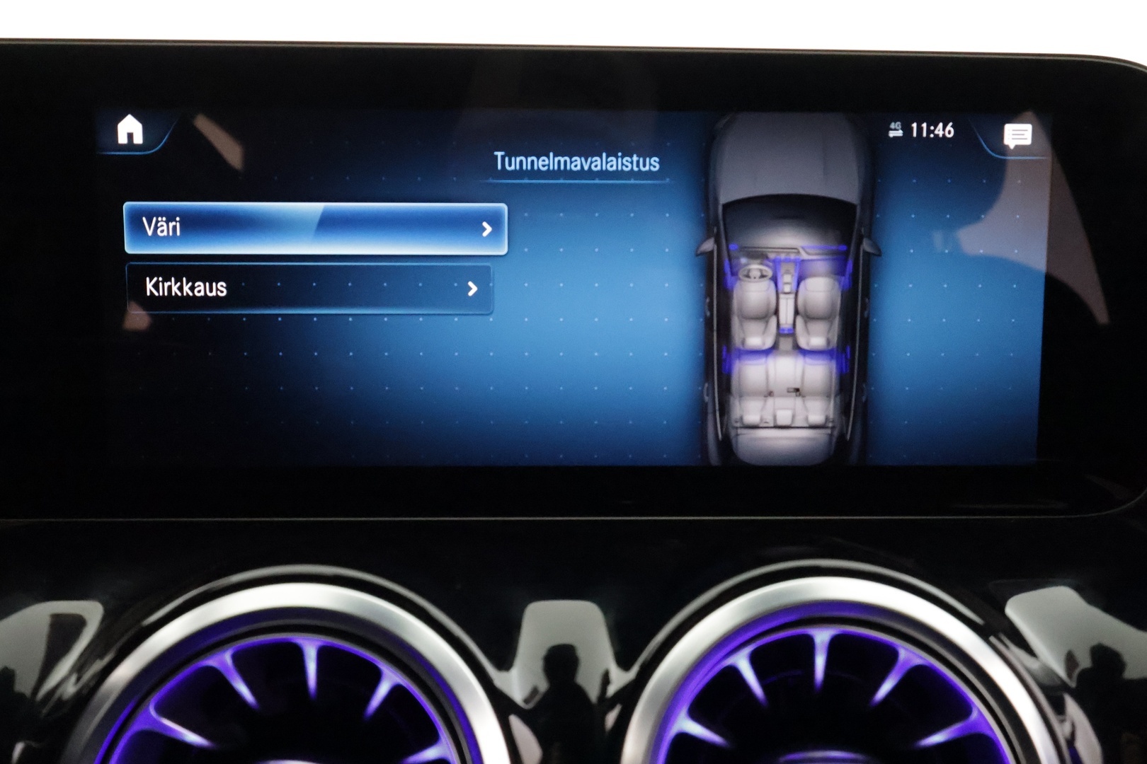 MERCEDES-BENZ EQA 2023
