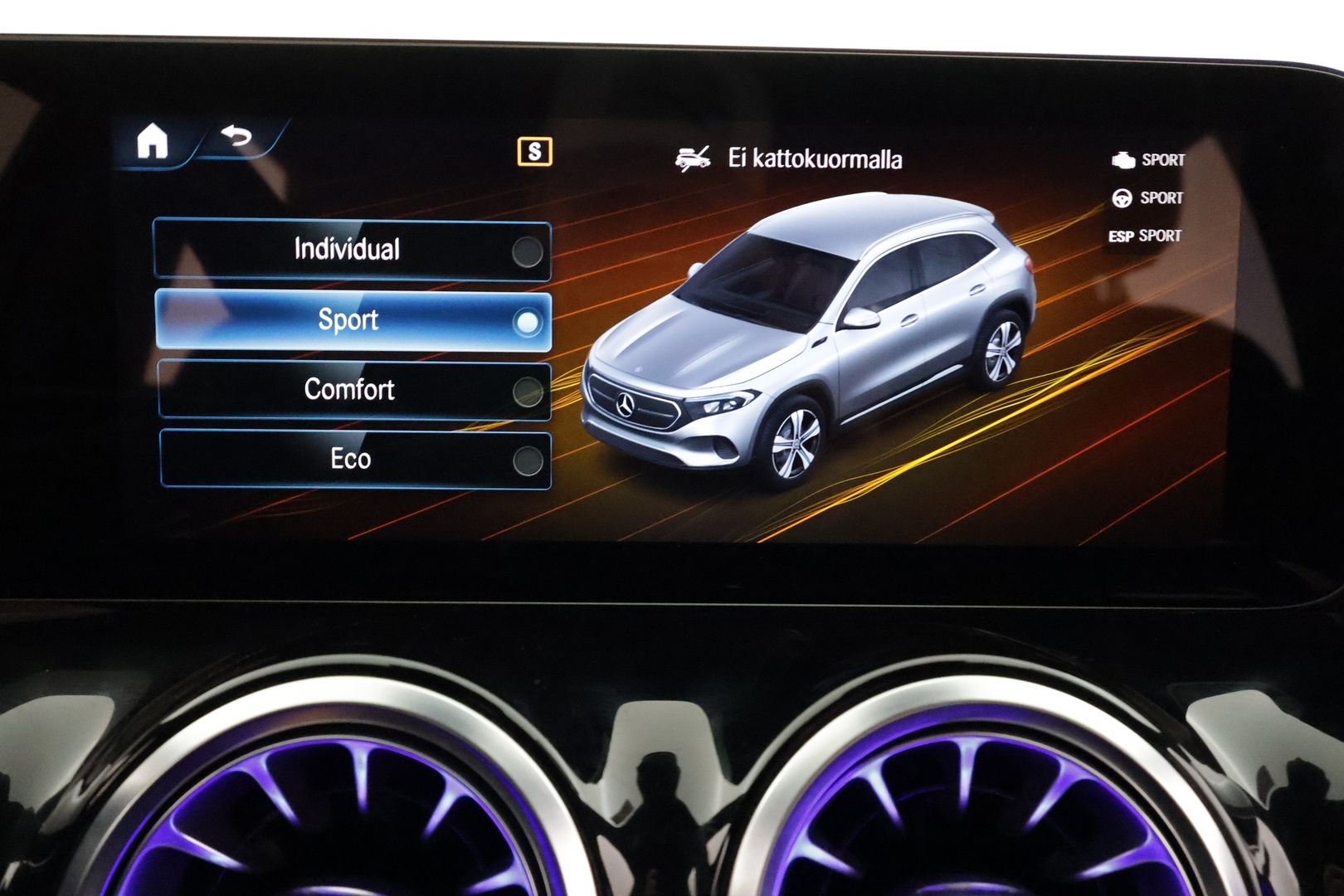 MERCEDES-BENZ EQA 2023