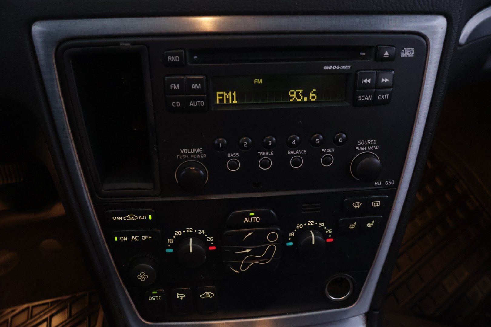 VOLVO V70 2005