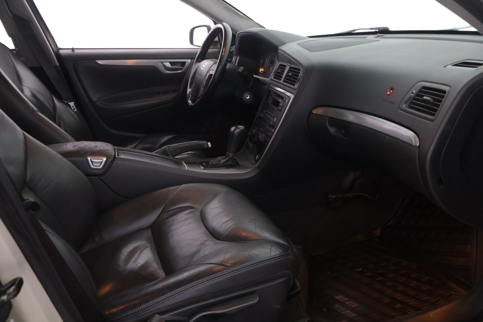 VOLVO V70 2005