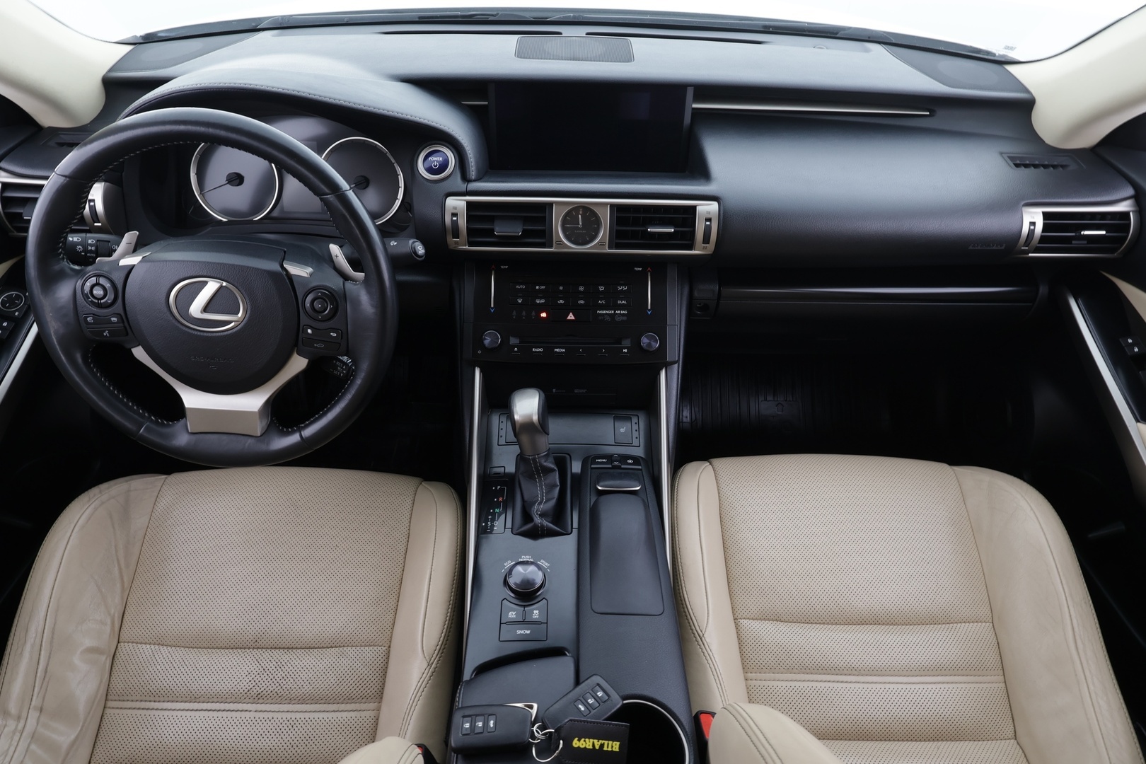 LEXUS IS 2013