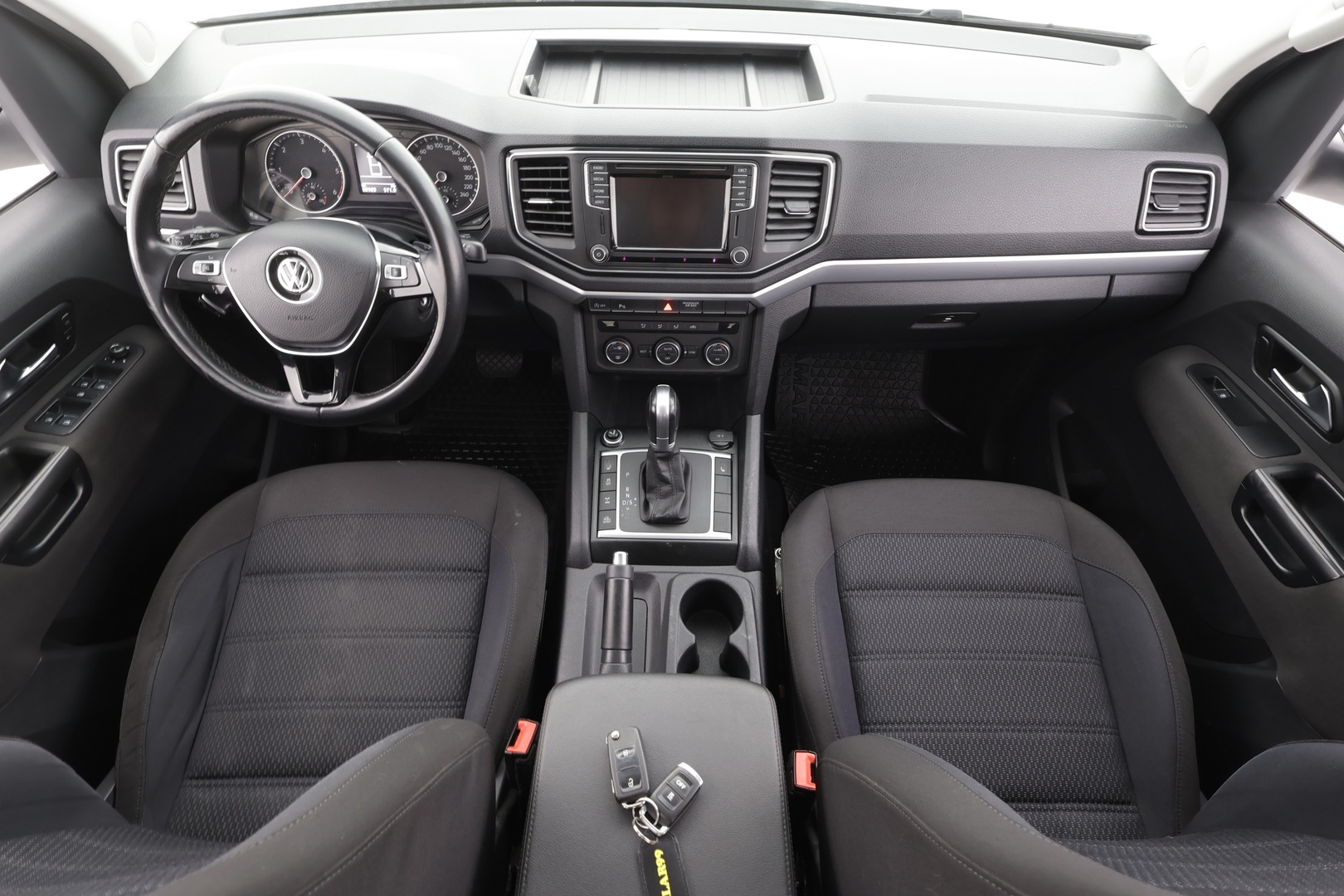 VOLKSWAGEN Amarok 2018