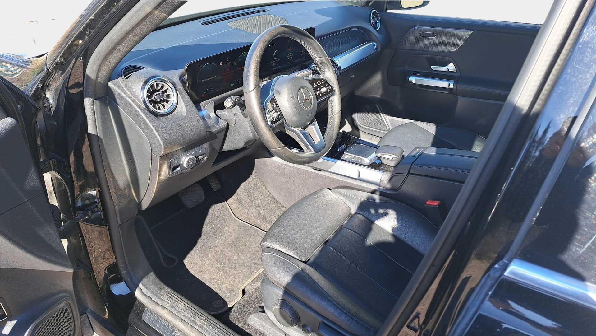 MERCEDES-BENZ EQB 2023