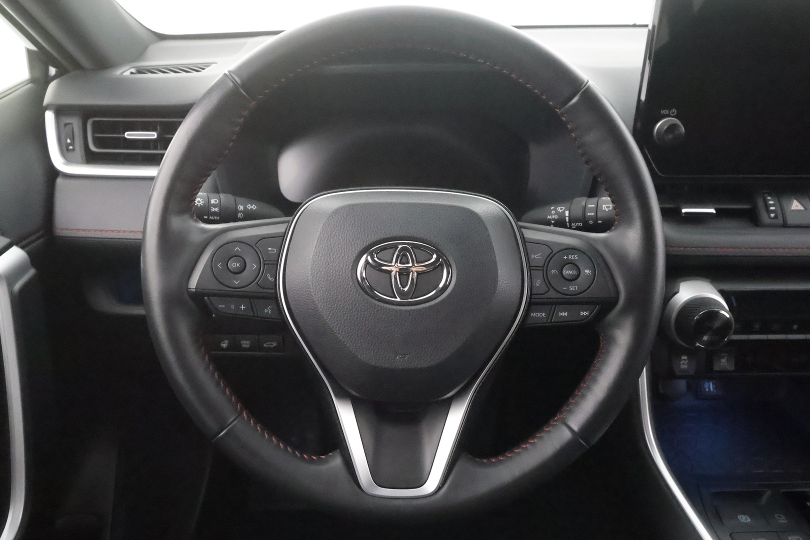 TOYOTA RAV4 PLUG-IN 2023