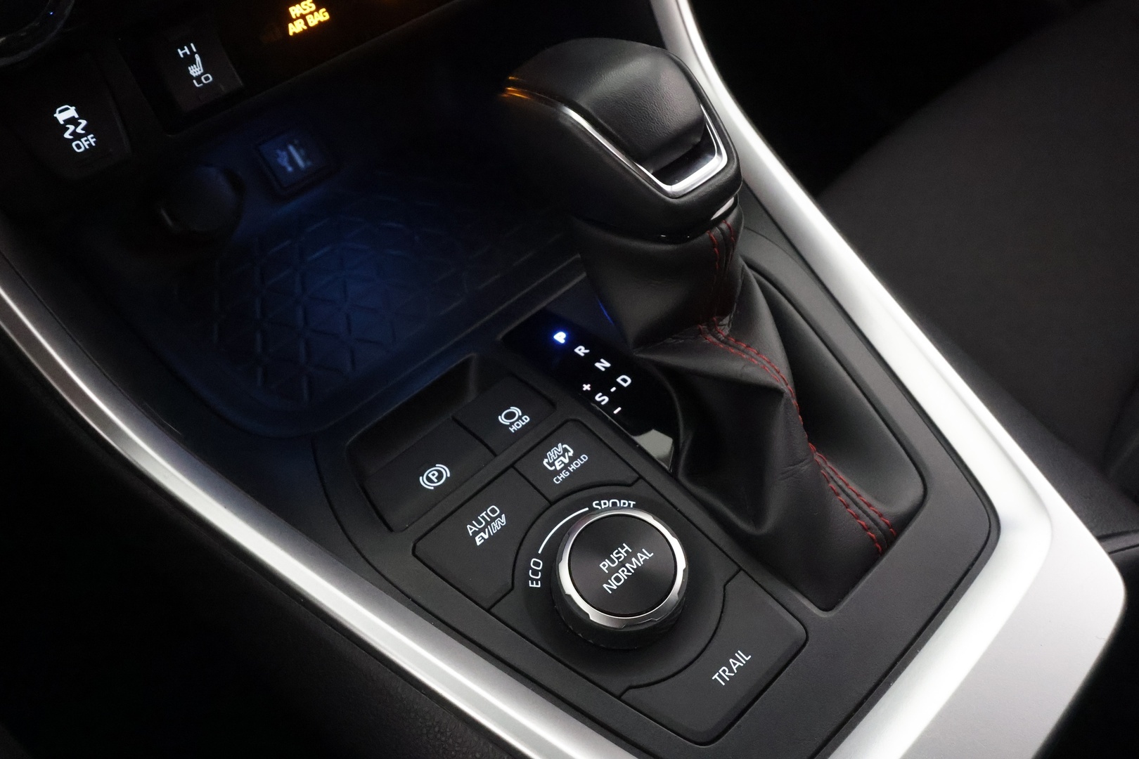 TOYOTA RAV4 PLUG-IN 2023