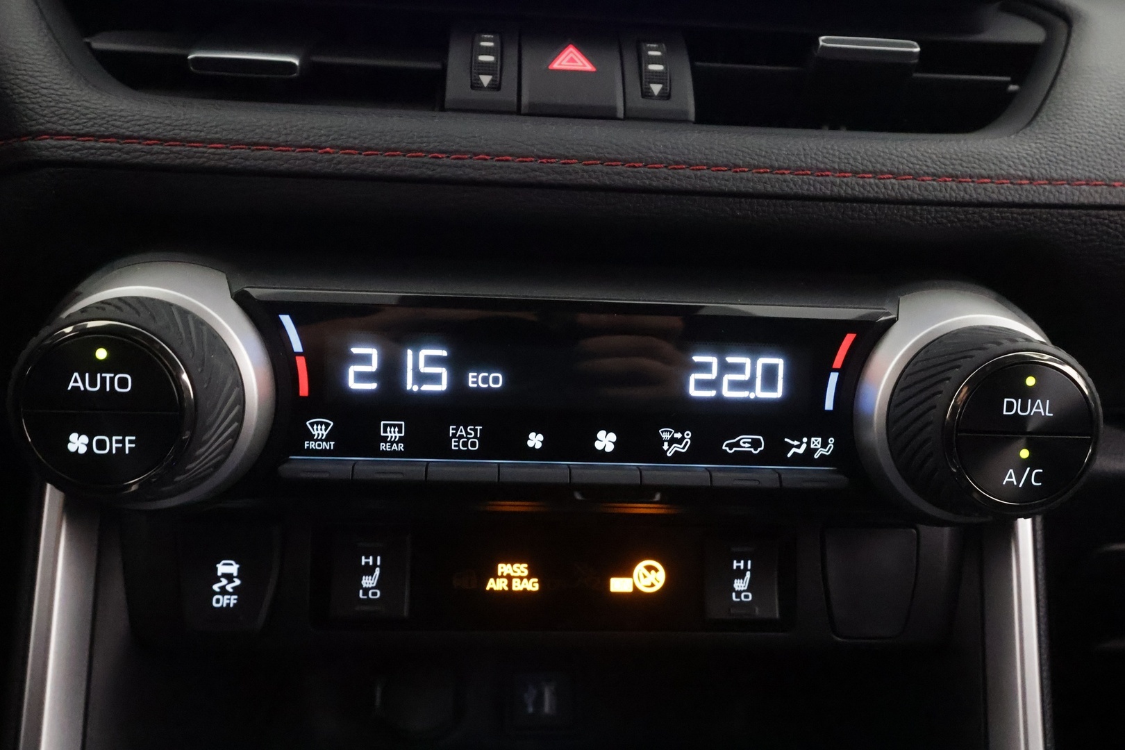 TOYOTA RAV4 PLUG-IN 2023