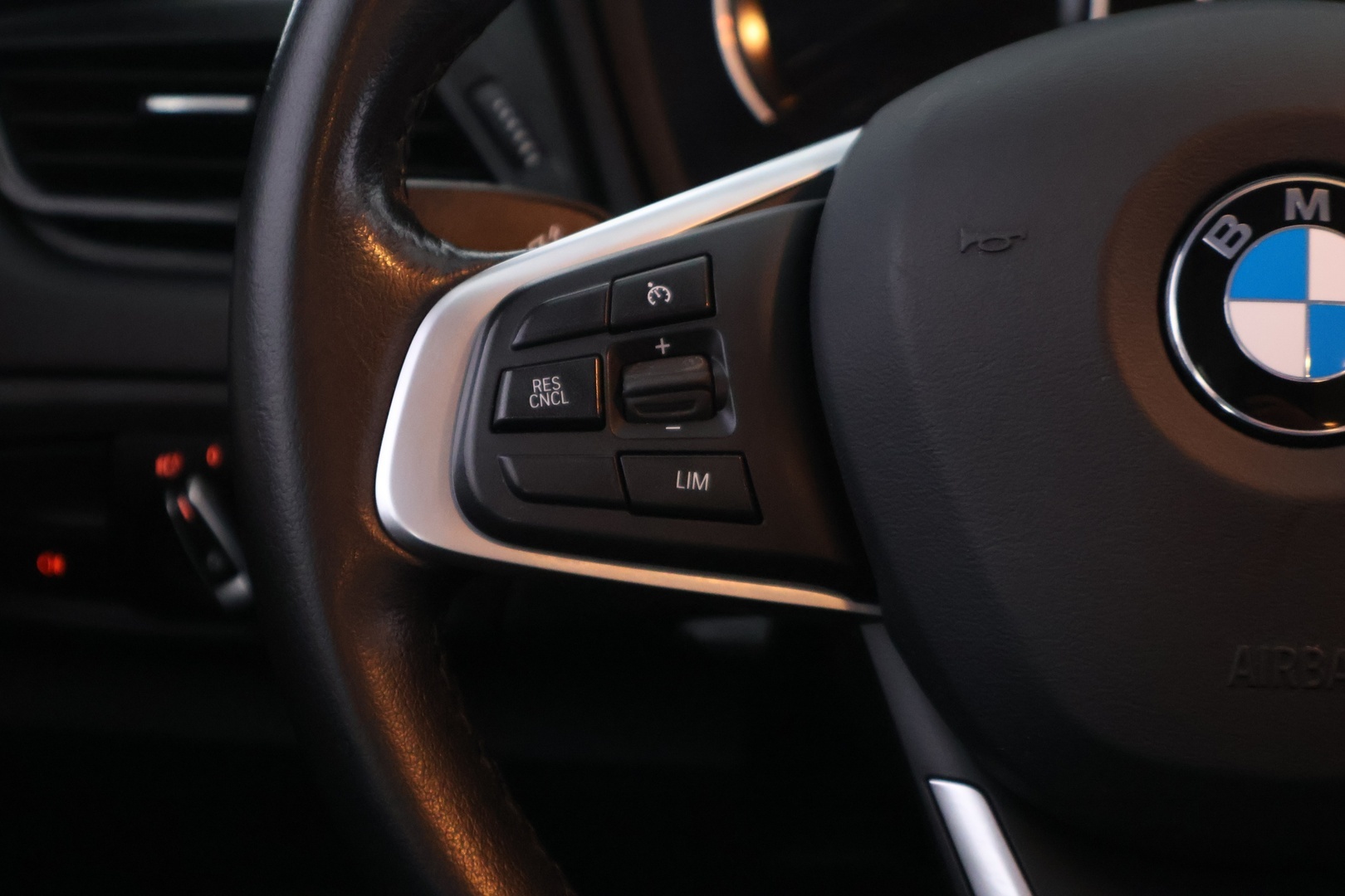 BMW 216 2020