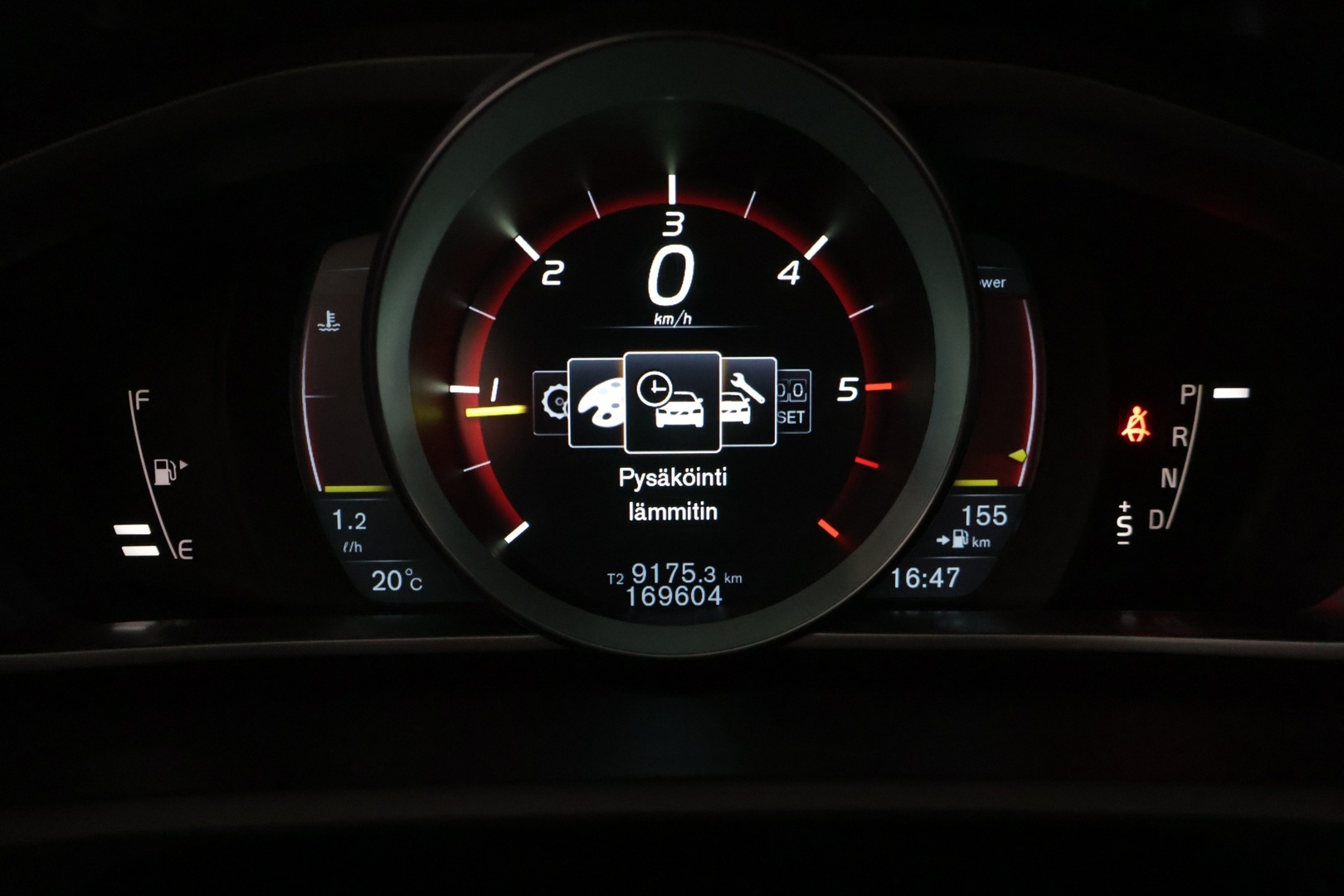 VOLVO V40 Cross Country 2015