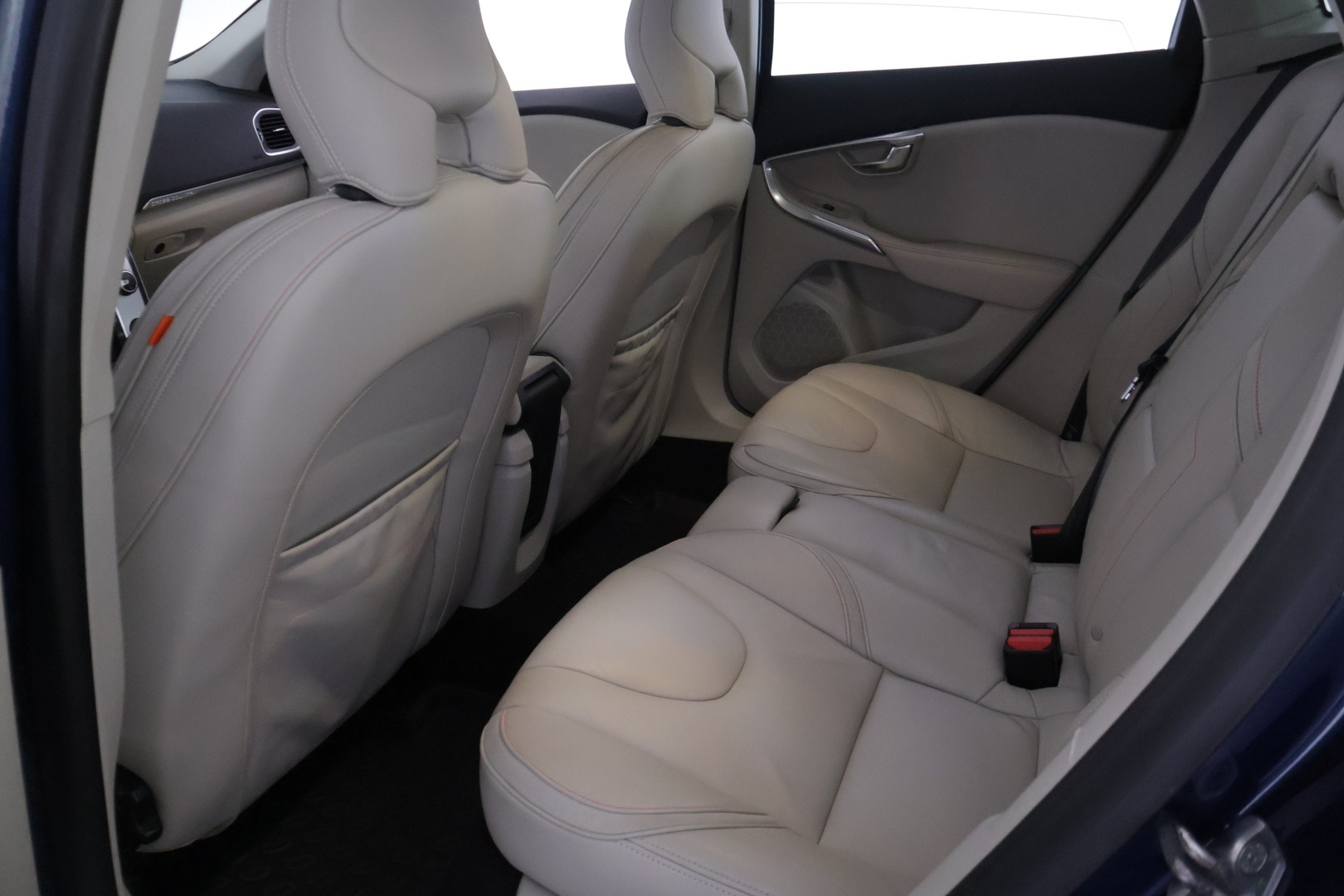VOLVO V40 Cross Country 2015