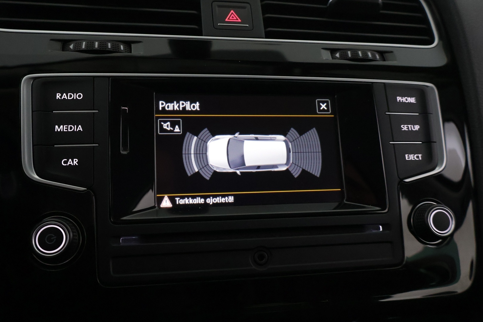 VOLKSWAGEN Golf 2016