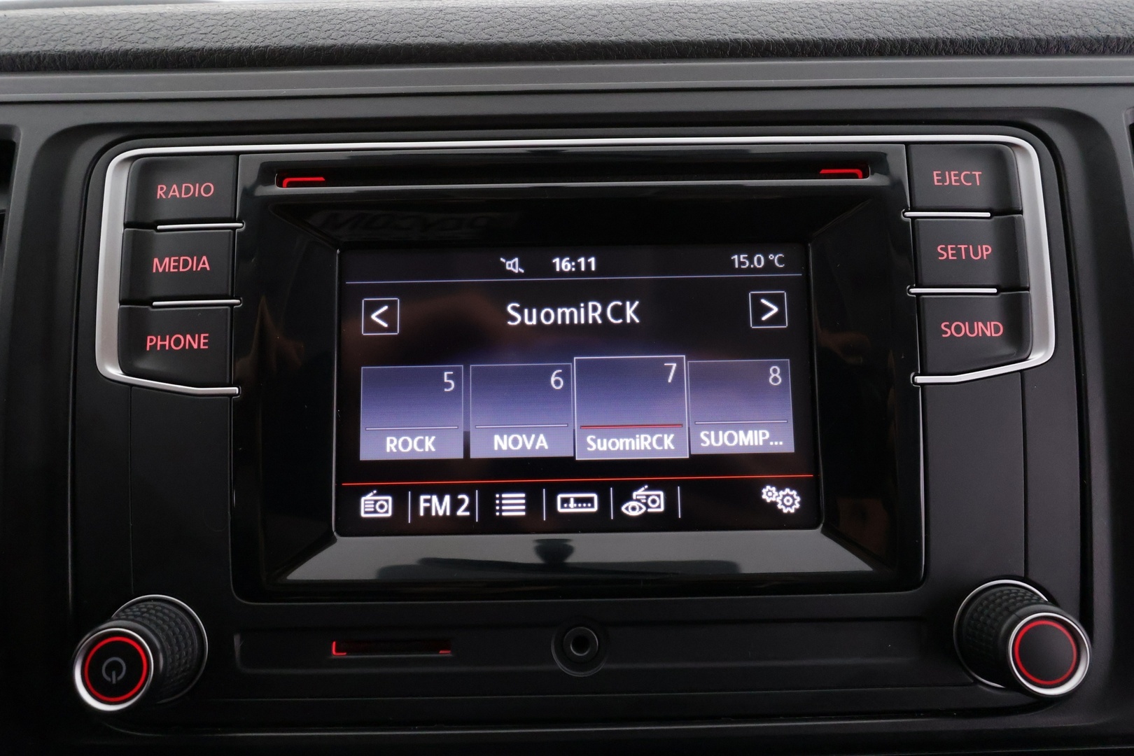 VOLKSWAGEN Caravelle 2016