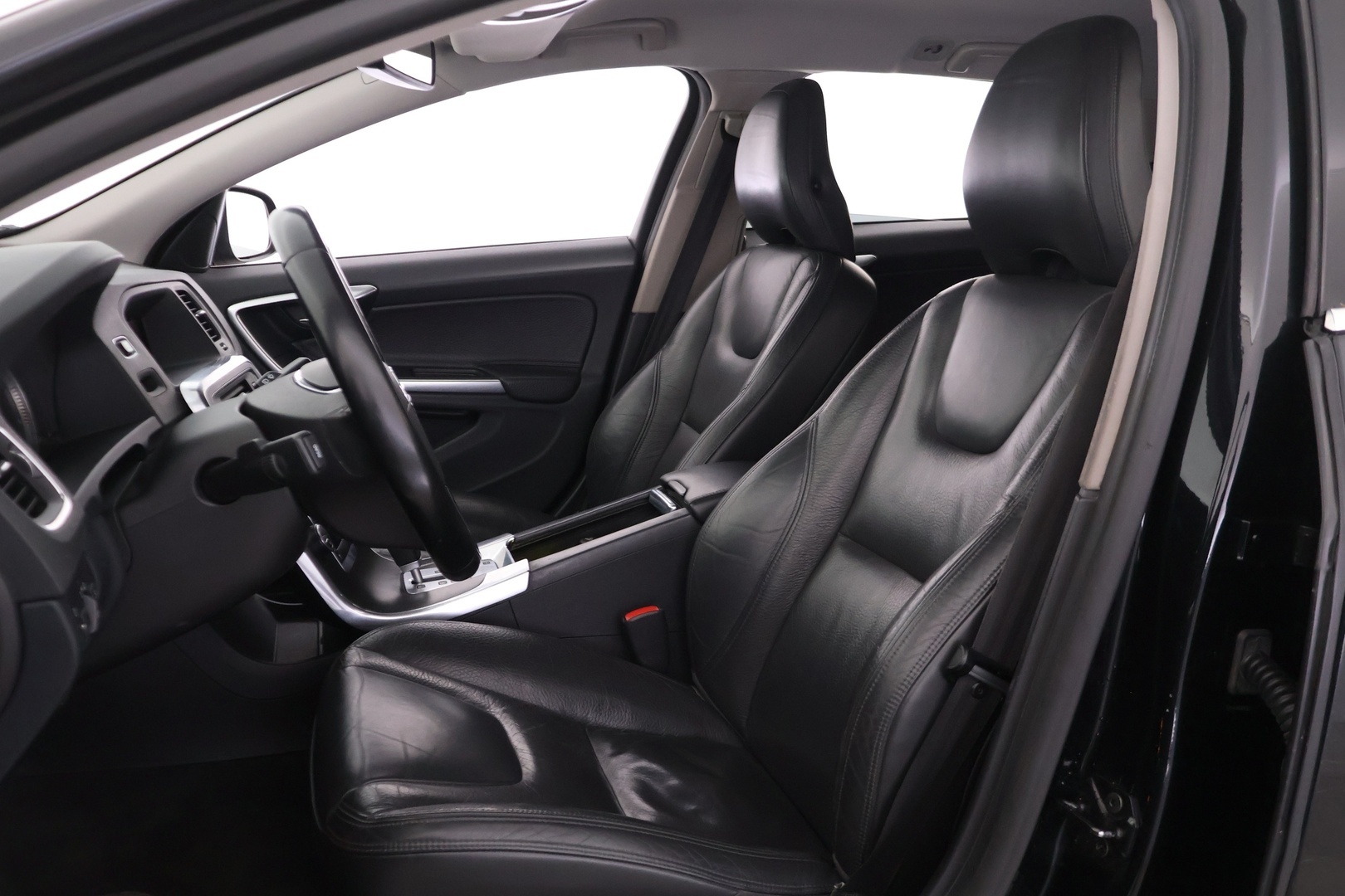 VOLVO V60 2010