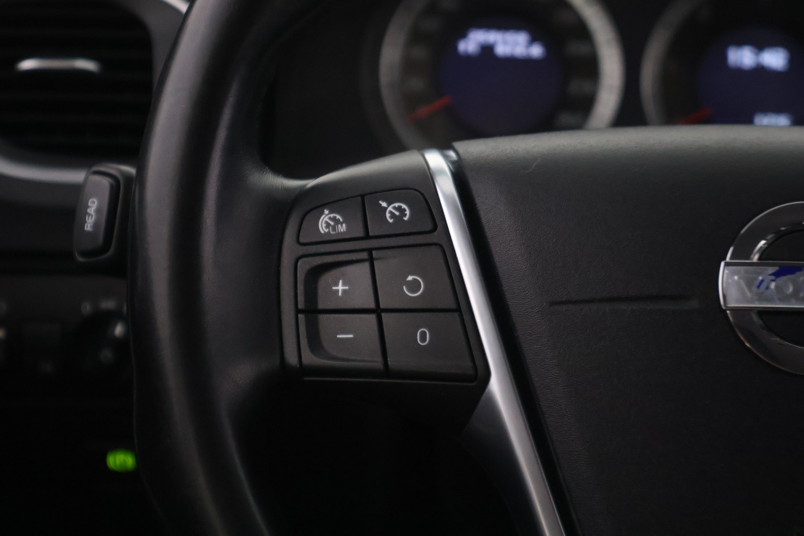 VOLVO V60 2010