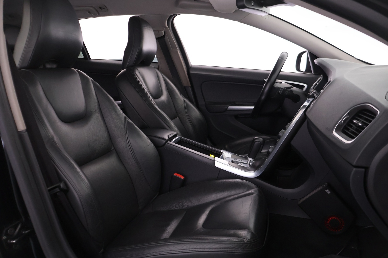 VOLVO V60 2010