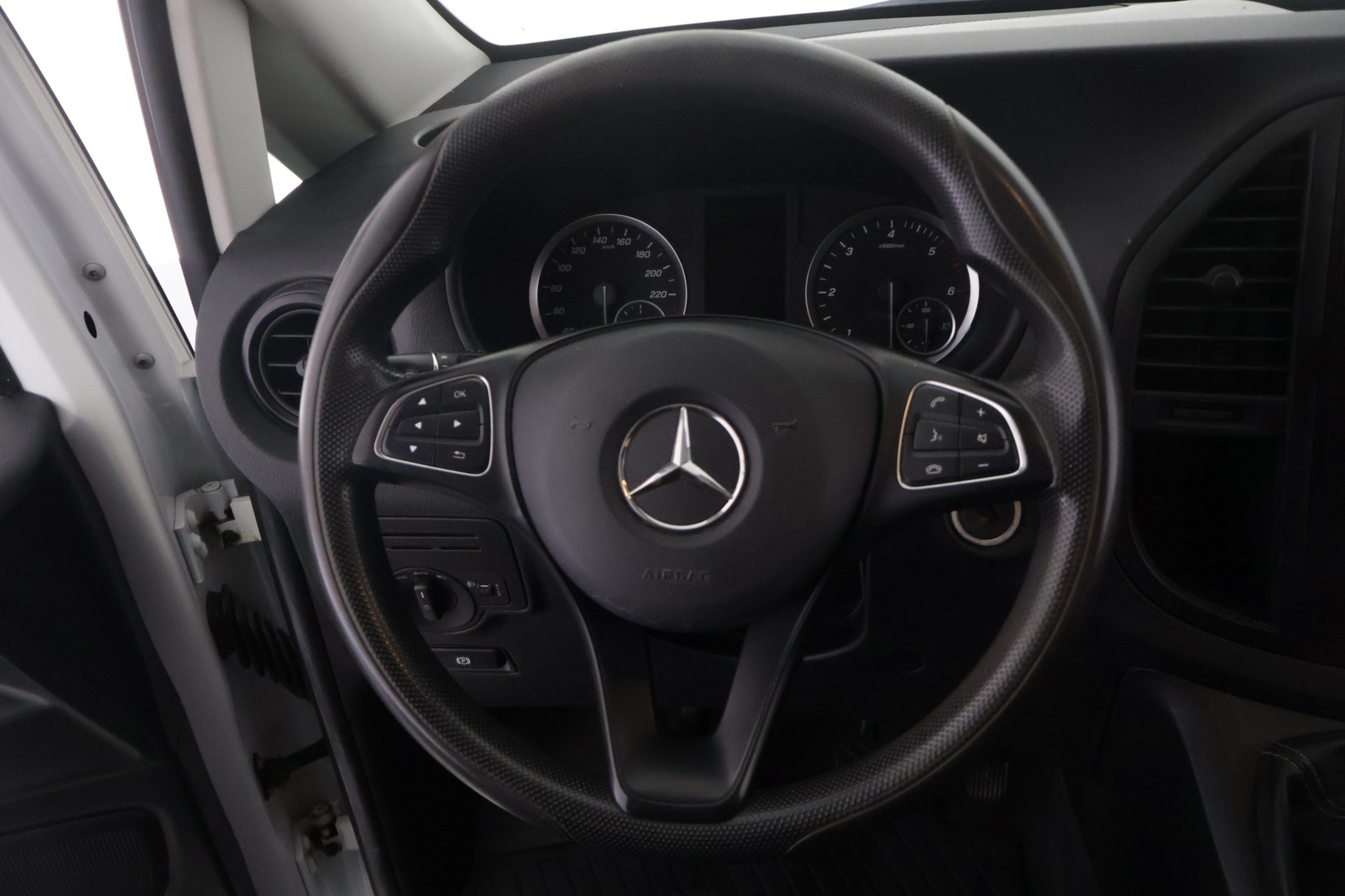 MERCEDES-BENZ Vito 2020