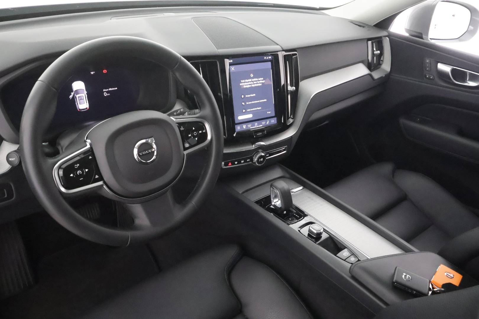 VOLVO XC60 2024