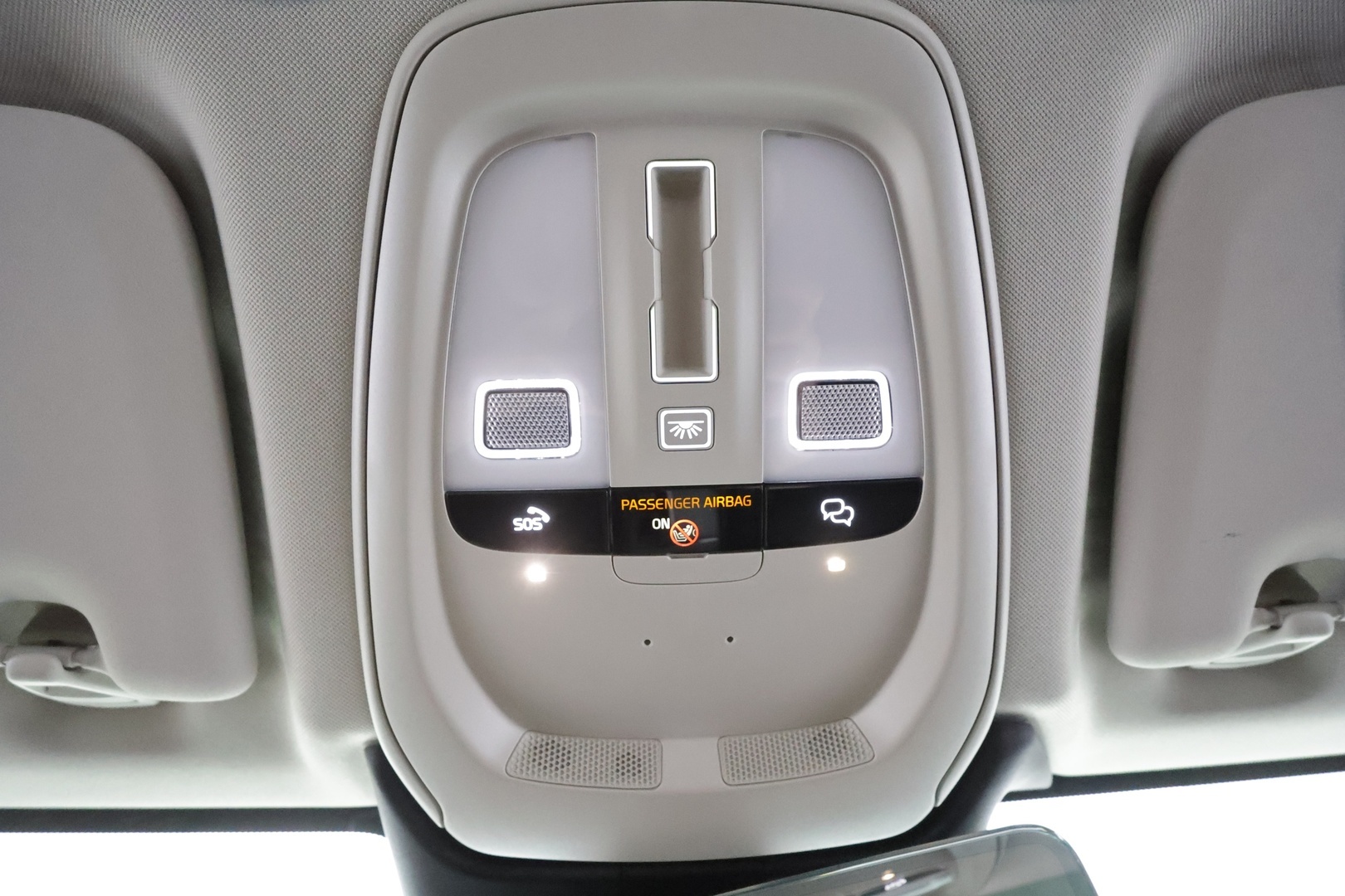 VOLVO XC60 2024