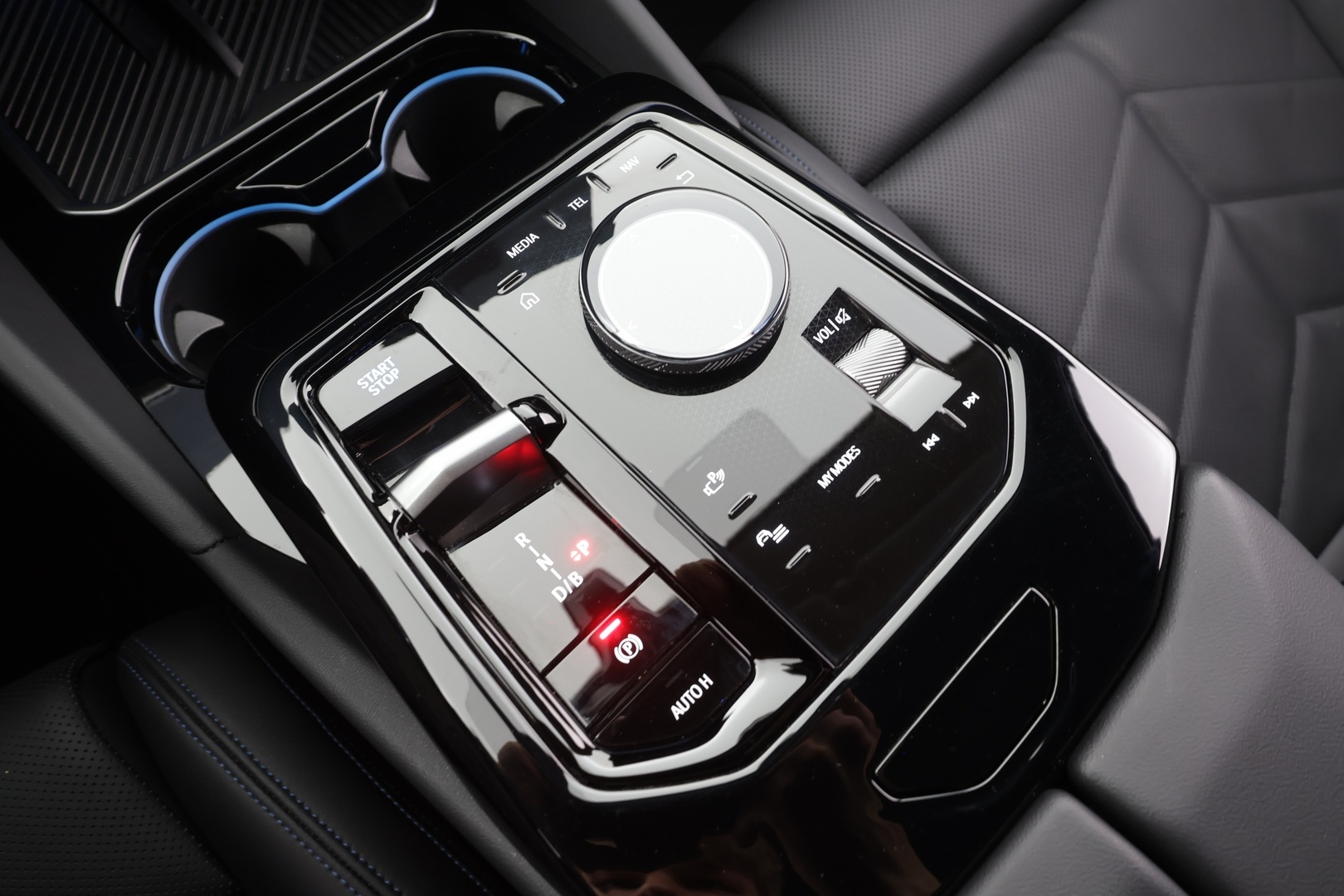 BMW I5 2025