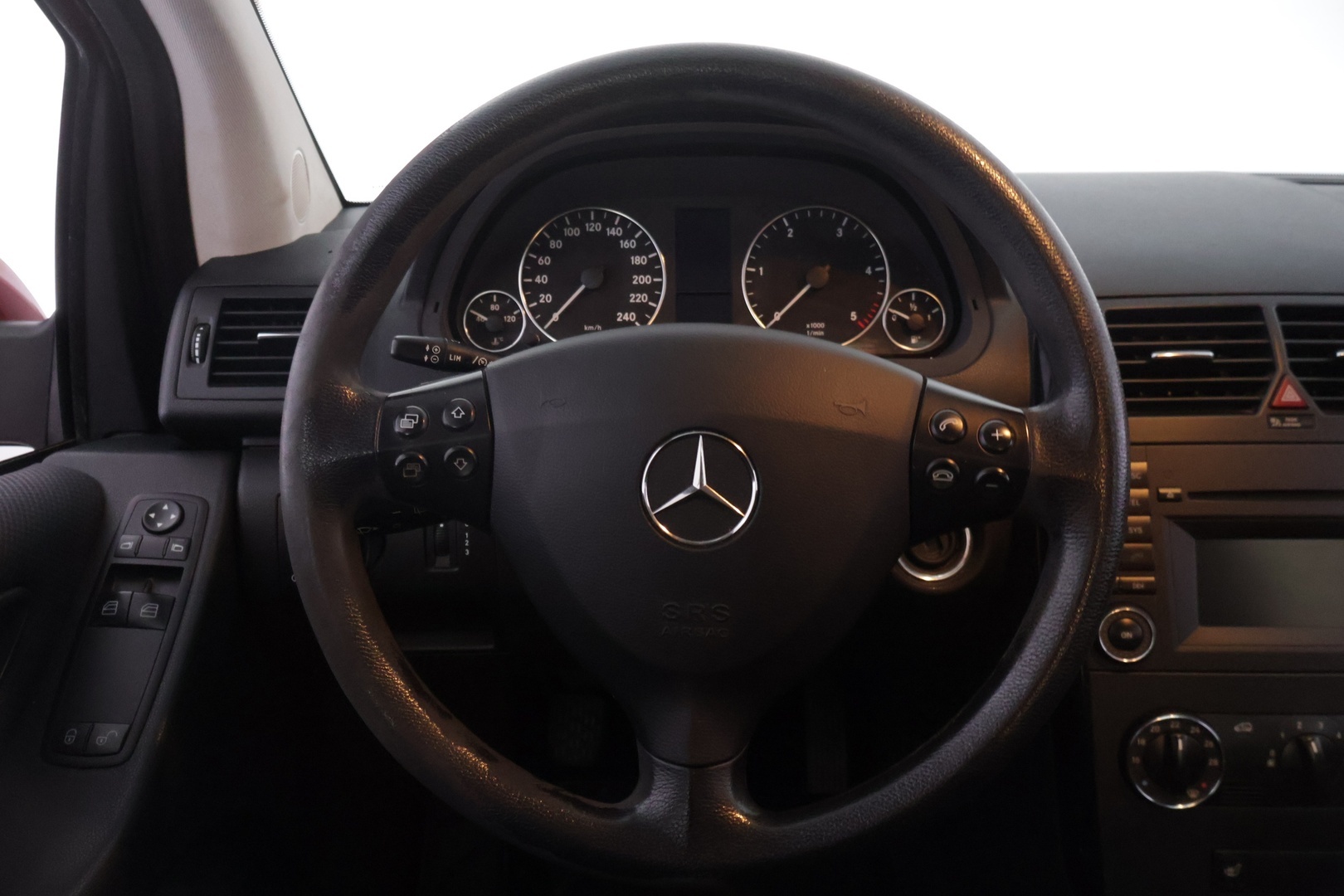 MERCEDES-BENZ A 2010