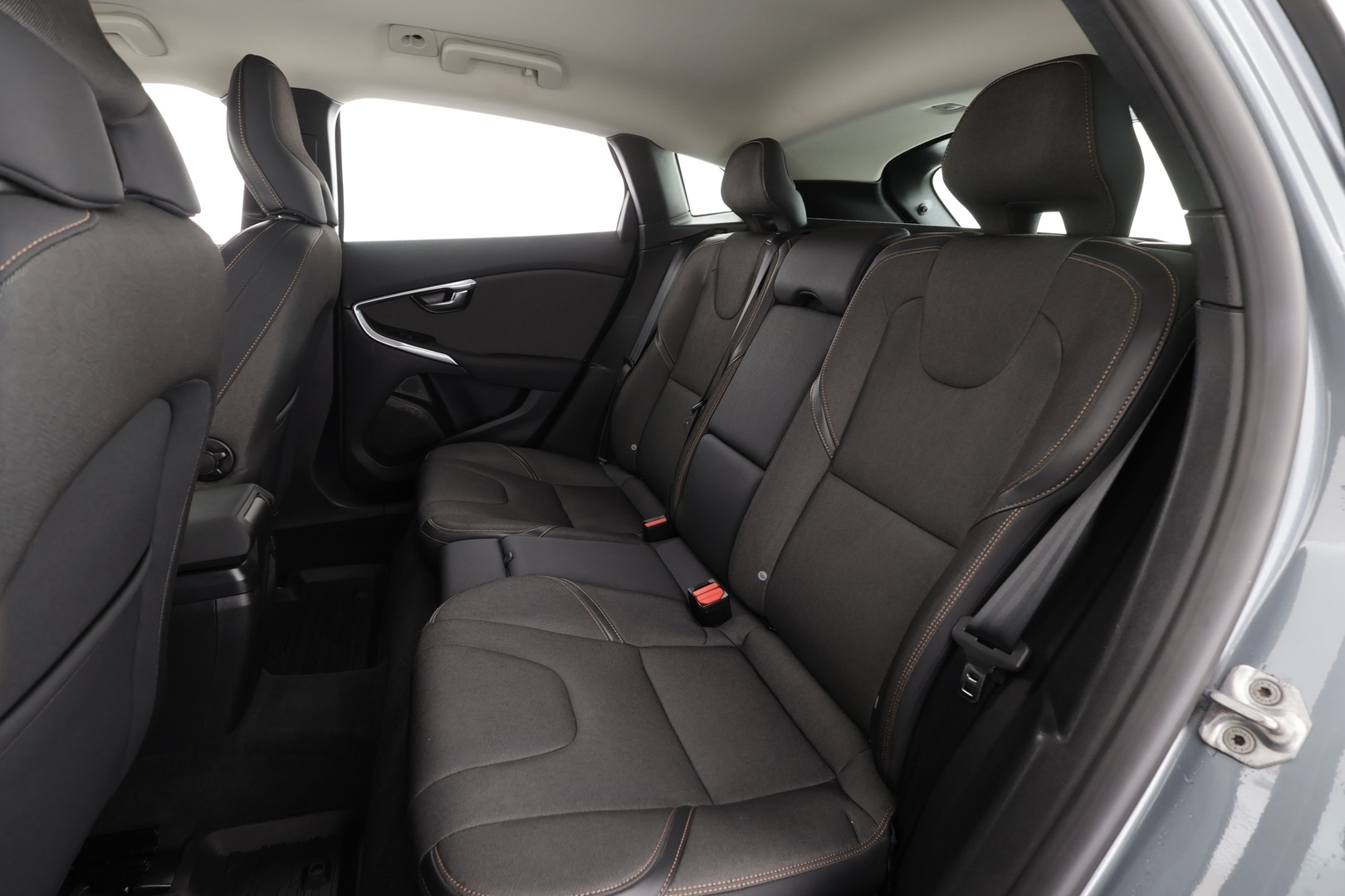 VOLVO V40 Cross Country 2016