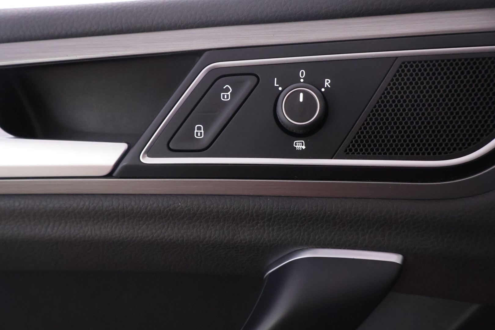 VOLKSWAGEN Golf Sportsvan 2015