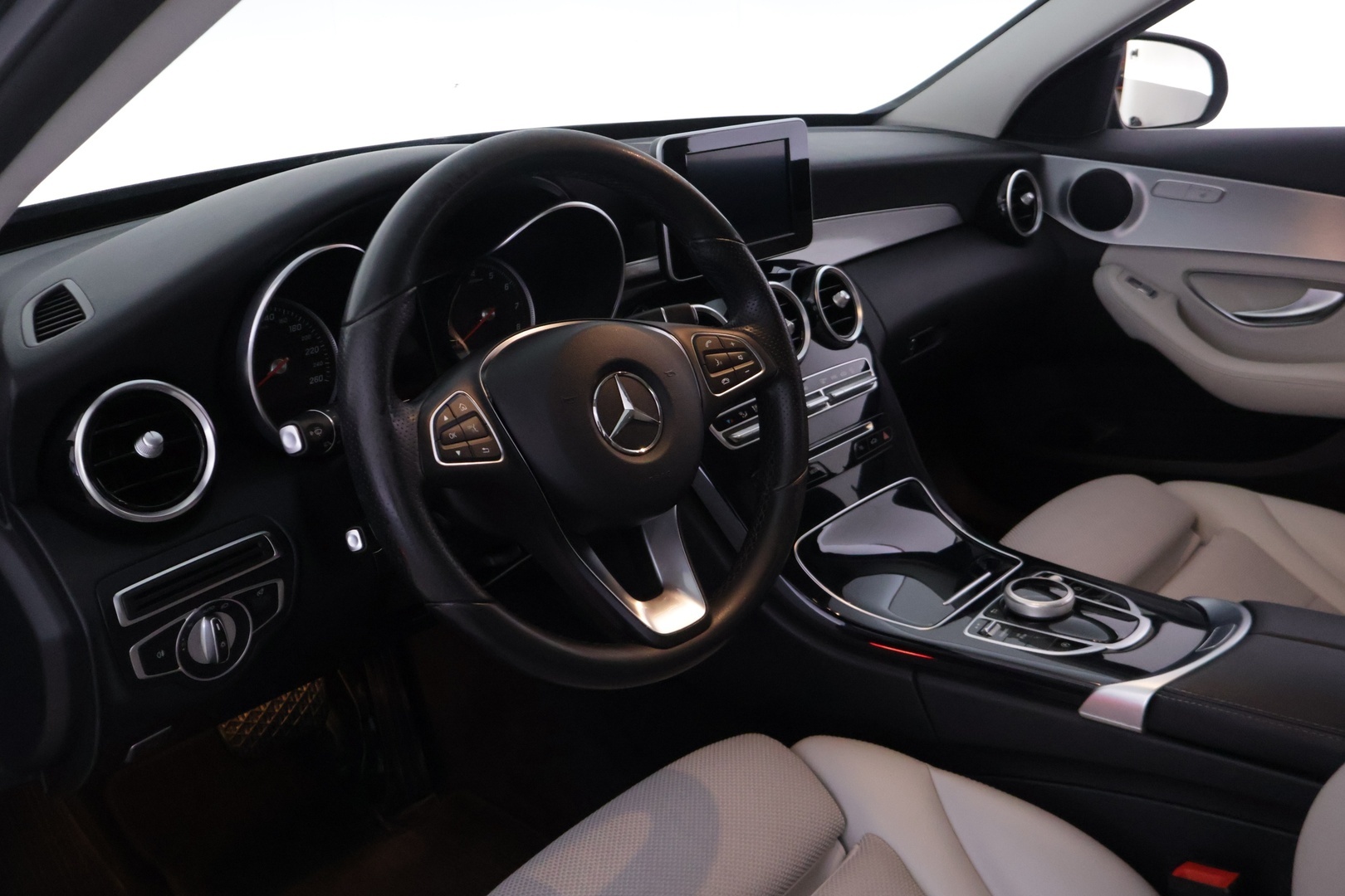 MERCEDES-BENZ C 2018