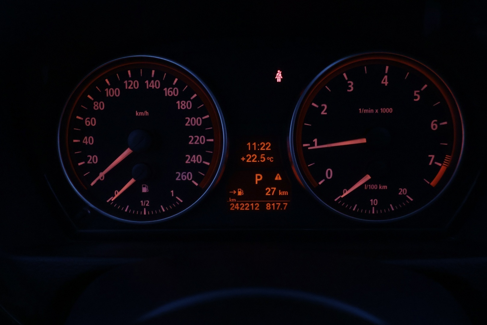 BMW 330 2006