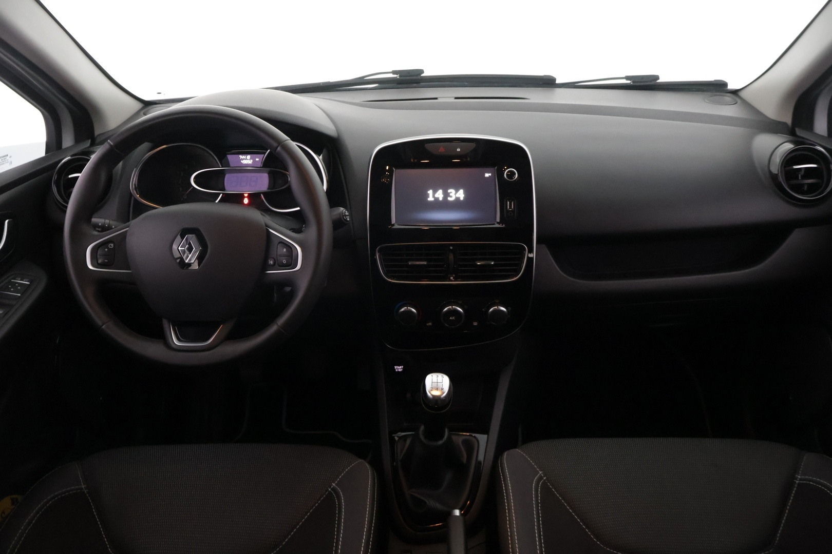RENAULT Clio 2018