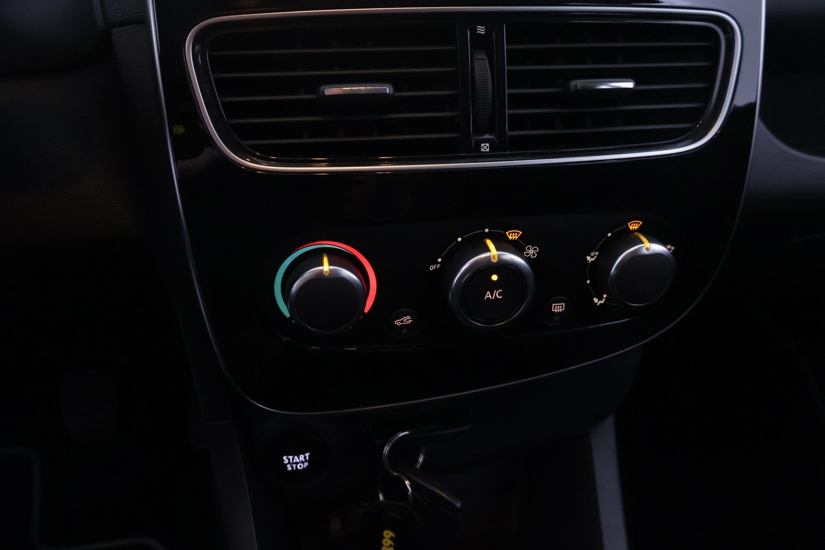 RENAULT Clio 2018