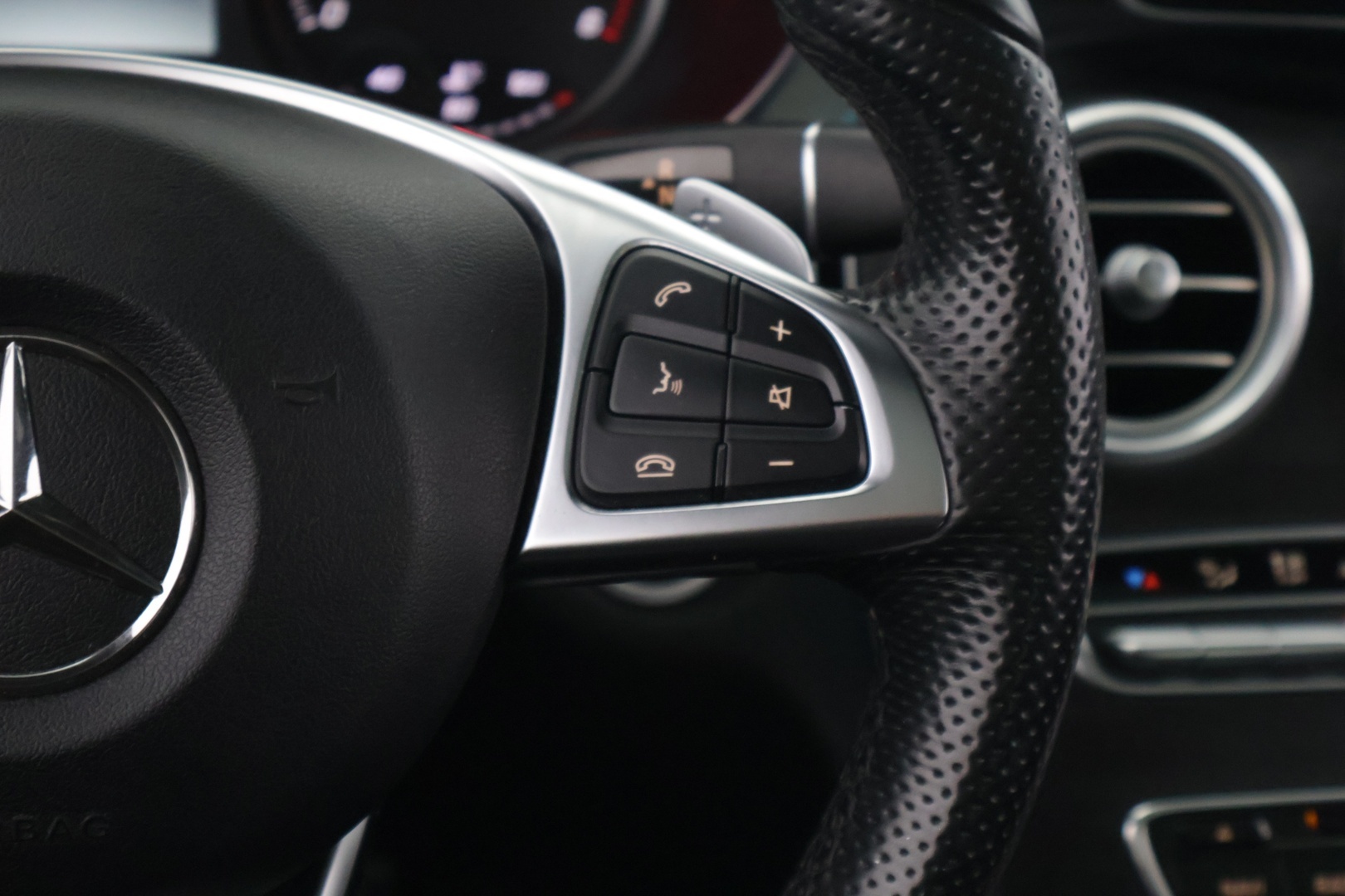 MERCEDES-BENZ C 2016