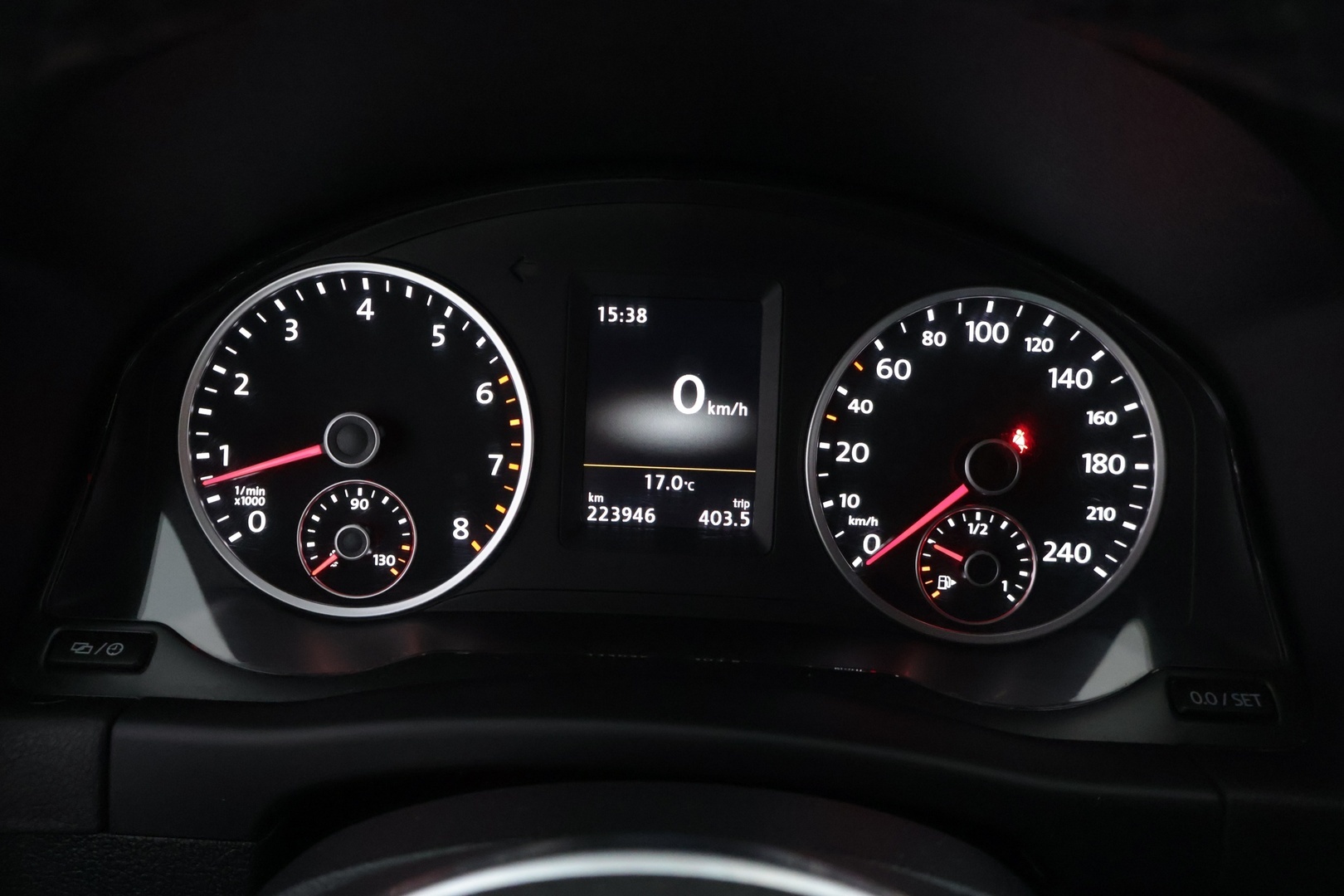 VOLKSWAGEN Tiguan 2015