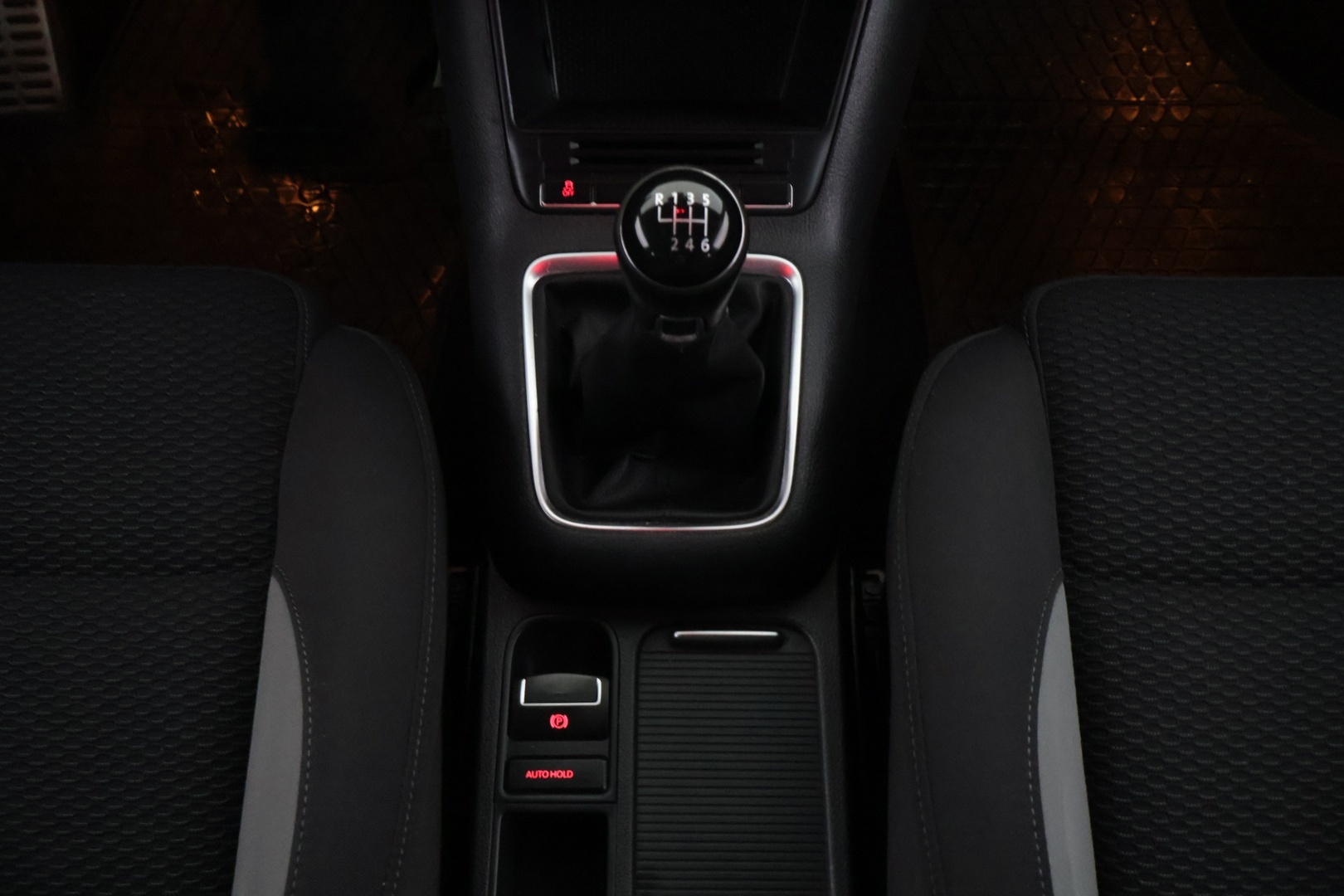 VOLKSWAGEN Tiguan 2015