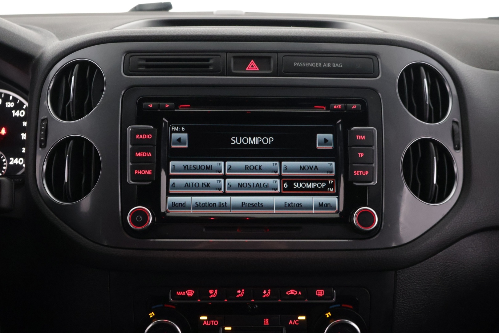 VOLKSWAGEN Tiguan 2015