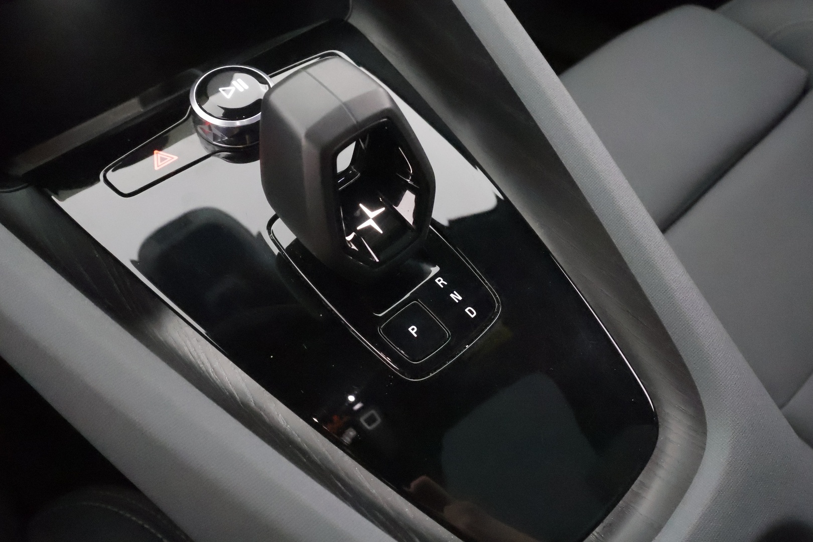 POLESTAR 2 2021