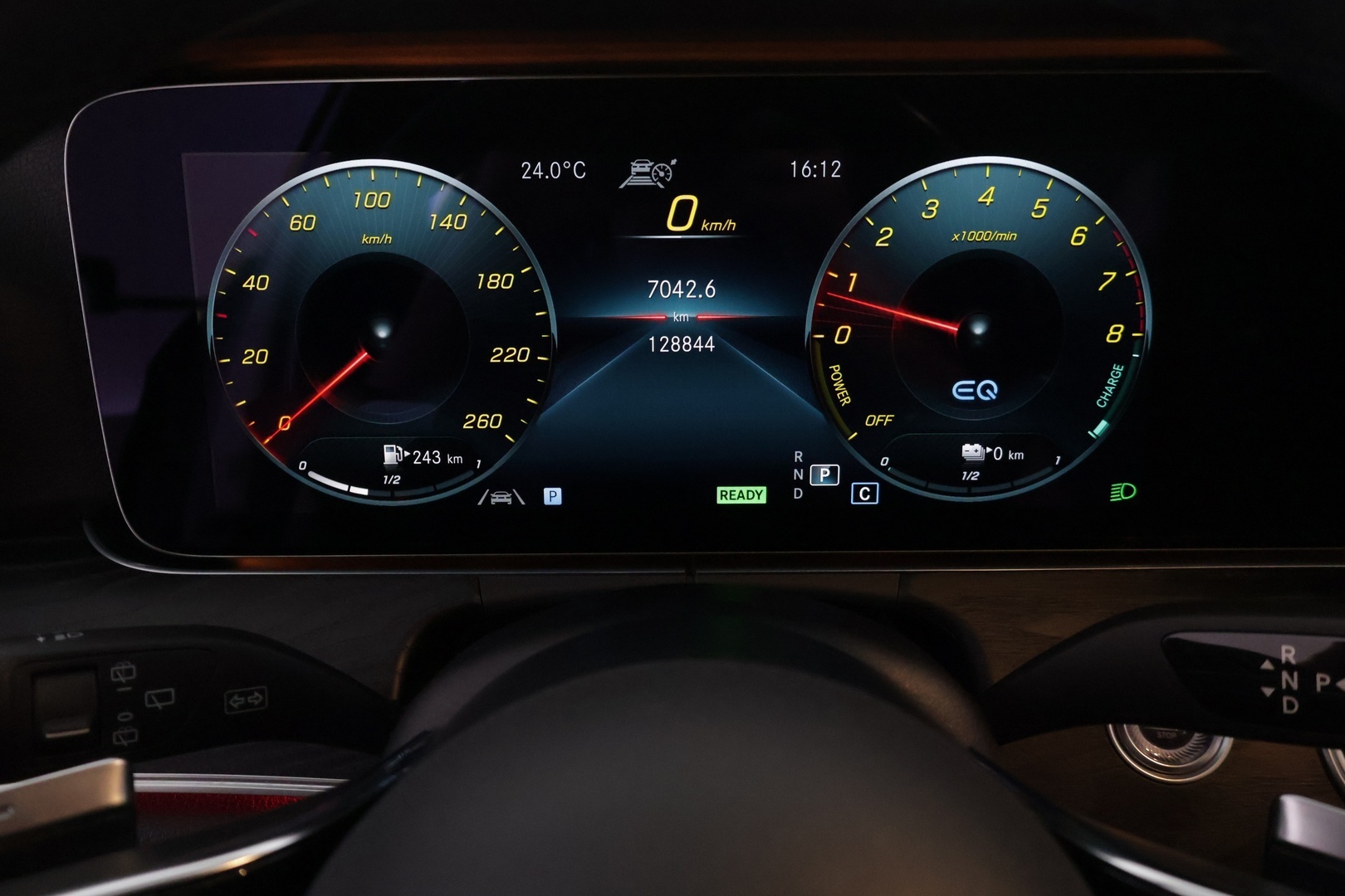 MERCEDES-BENZ E 2021