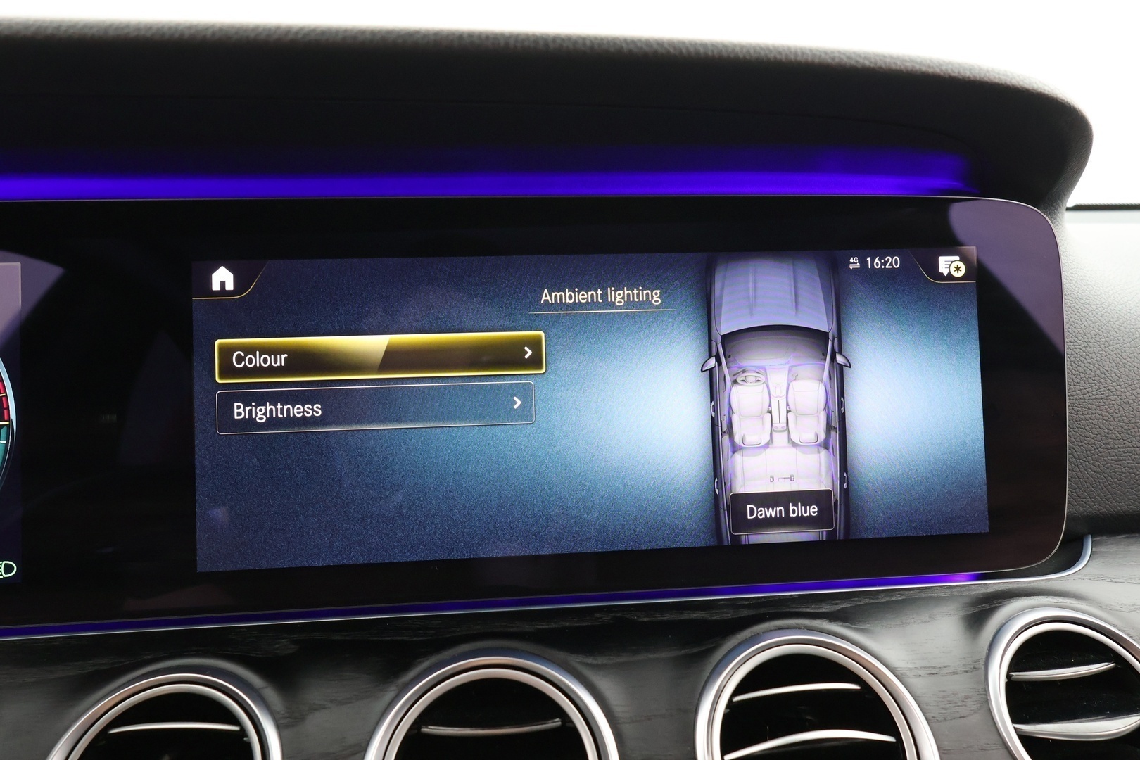 MERCEDES-BENZ E 2021
