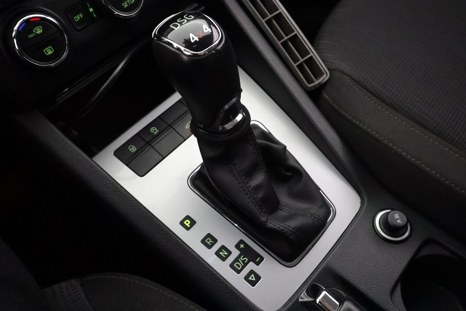 SKODA Octavia 2014