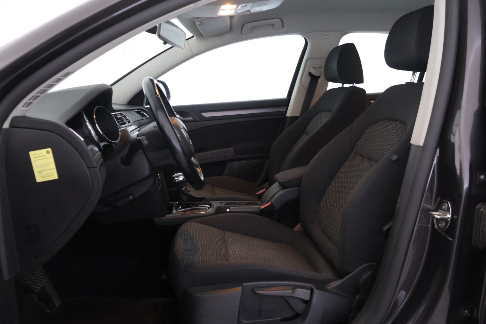 SKODA Superb 2012