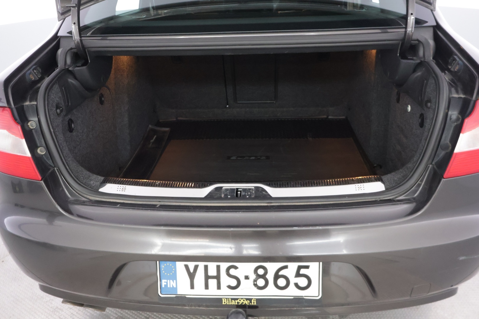 SKODA Superb 2012