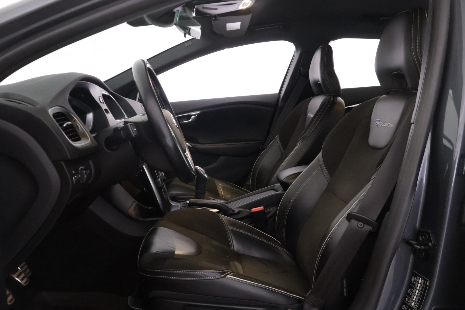 VOLVO V40 2013