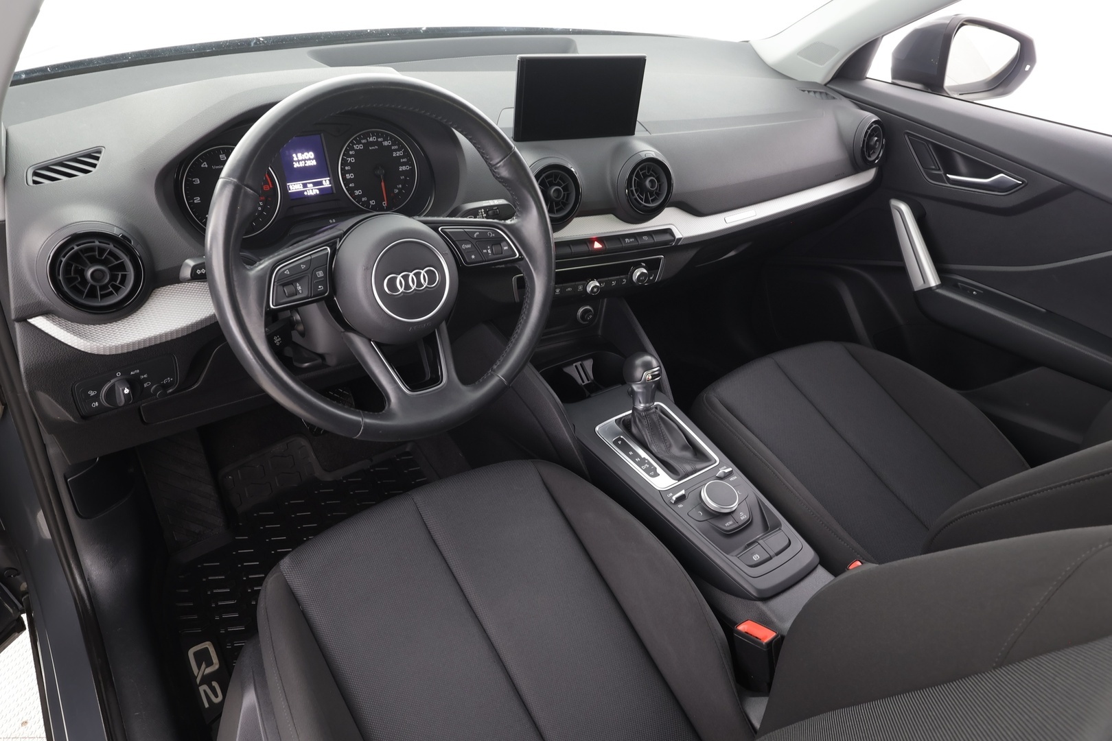 AUDI Q2 2018