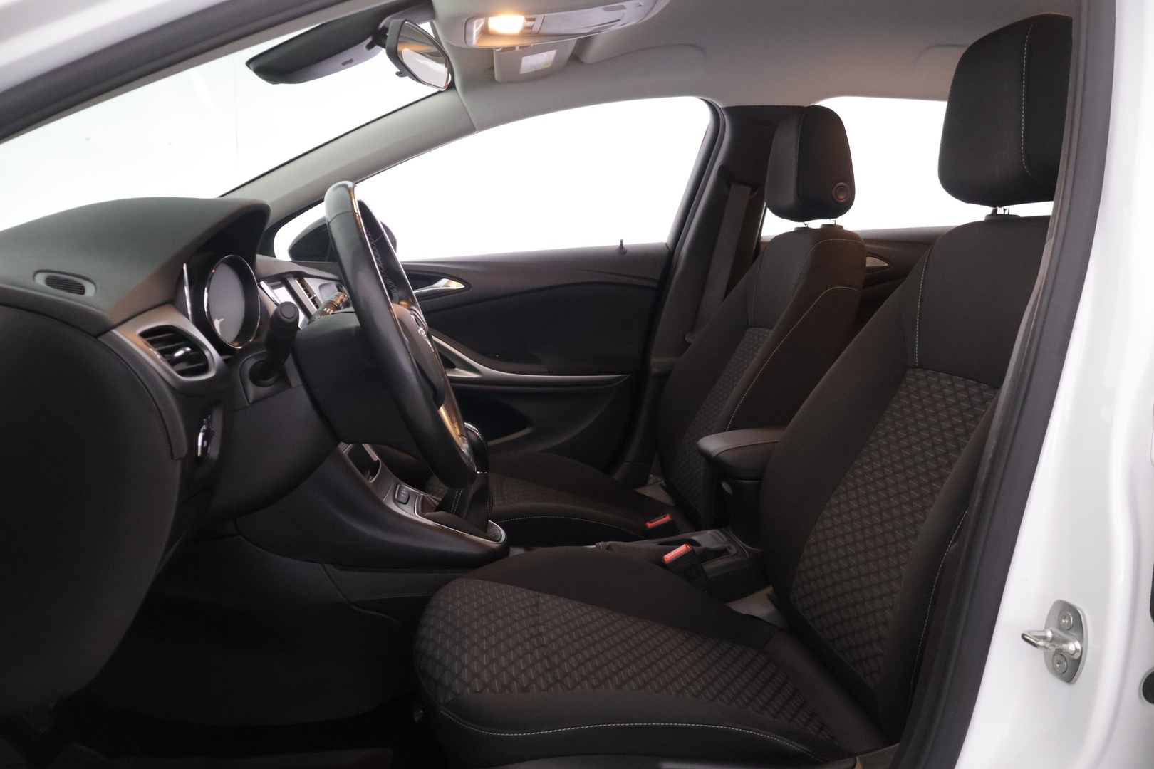 OPEL Astra 2021