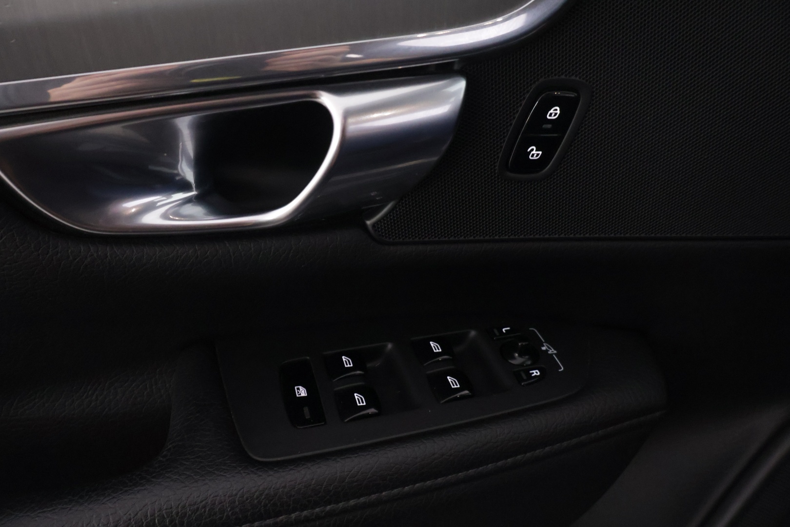 VOLVO V90 2018