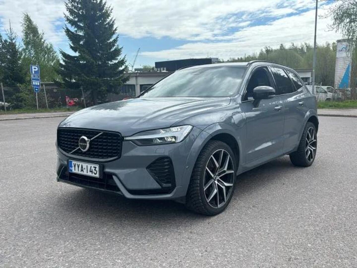 VOLVO XC60 2023