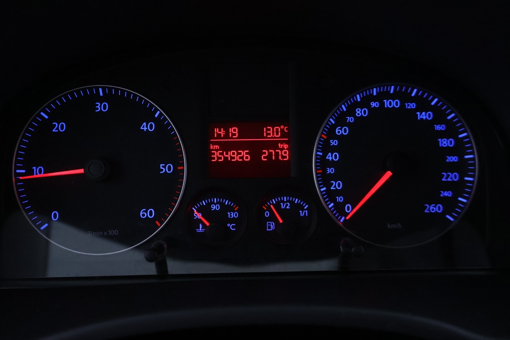 VOLKSWAGEN Caddy Maxi 2008