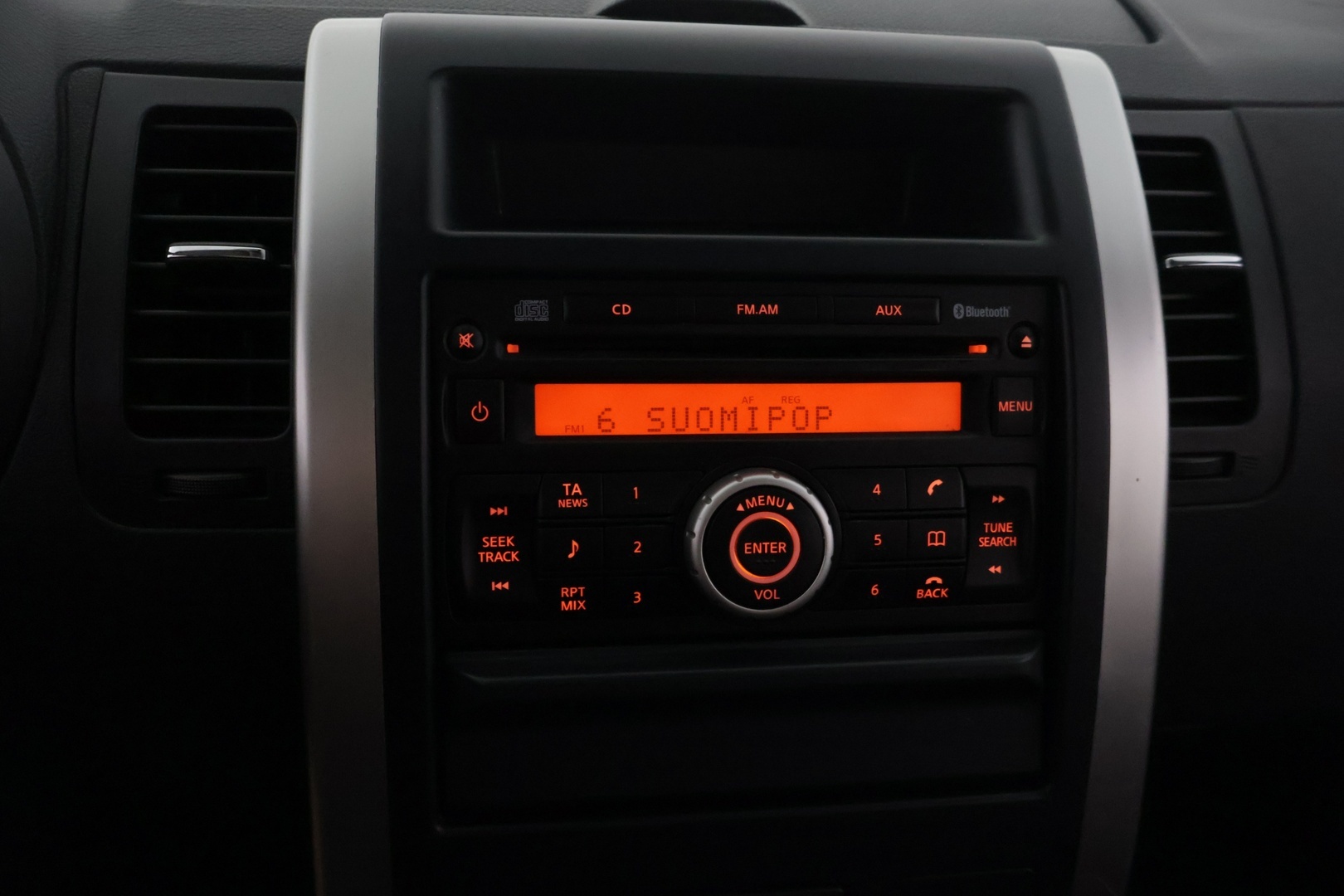 NISSAN X-Trail 2012