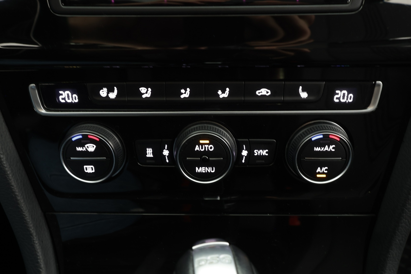 VOLKSWAGEN Golf 2017