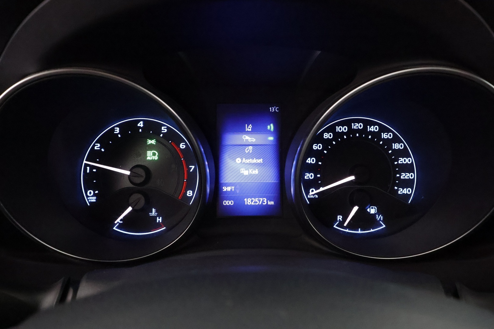 TOYOTA Auris 2018
