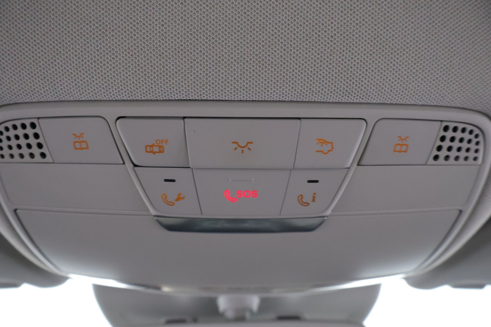 MERCEDES-BENZ C 2015